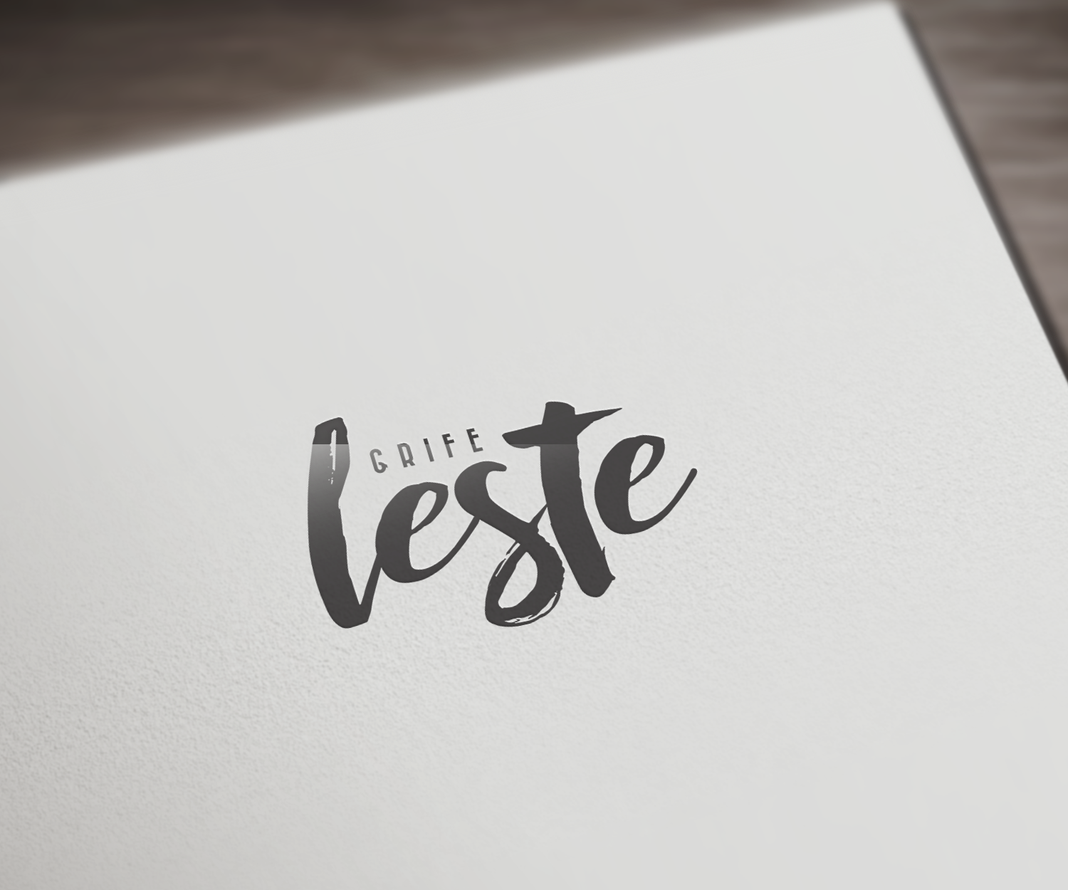 LOGO GRIFE LESTE
